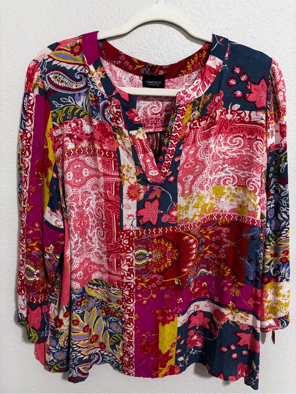 Jones & Co women’s rayon pullover blouse with tie sleeves